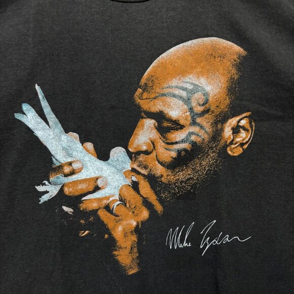 Mike Tyson Loves His Doves Boxing Champion Legend Tee 2X - Picture 2 of 4